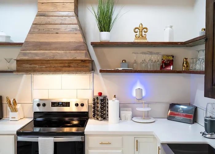 Esplanade Magic 5 Just Minutes By Uber Or Car To French Quarter And 5 Mins From Superdome