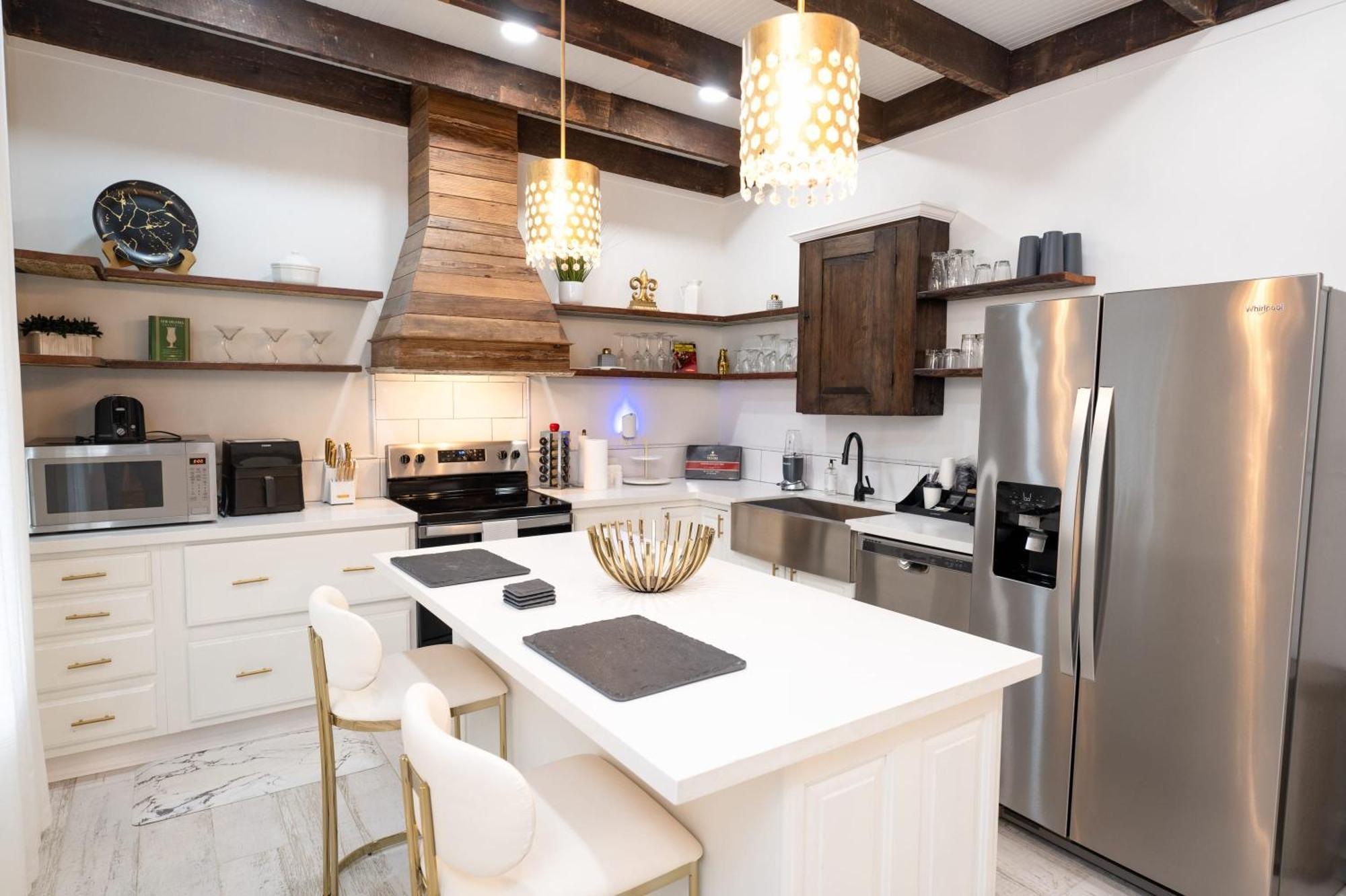 Esplanade Magic 5 Just Minutes By Uber Or Car To French Quarter And 5 Mins From Superdome