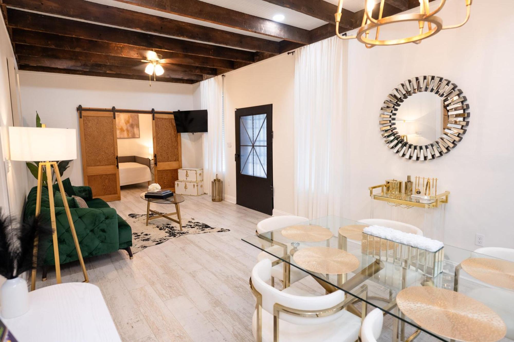 Esplanade Magic 5 Just Minutes By Uber Or Car To French Quarter And 5 Mins From Superdome Ferienhaus New Orleans